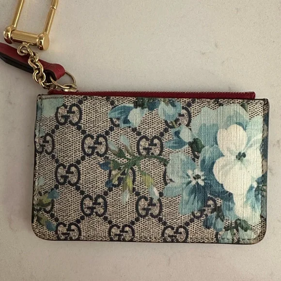 Gucci Blue Floral GG Supreme Card & Key Pouch with Pink Trim - Picture 4 of 7